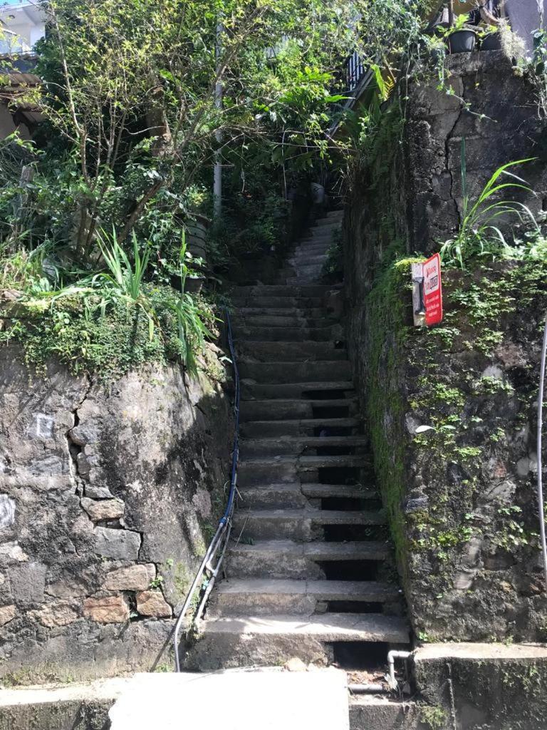 S V Homestay Kandy Luaran gambar